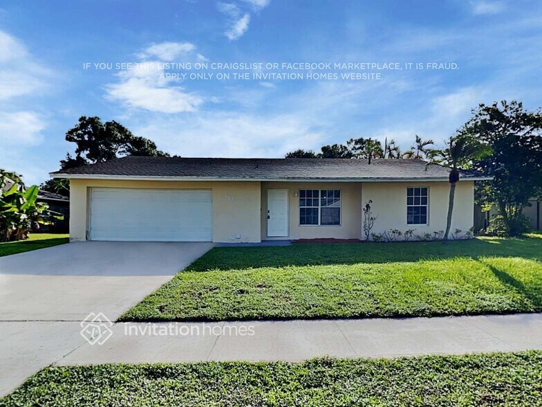 Primary Photo - 127 Dove Cir