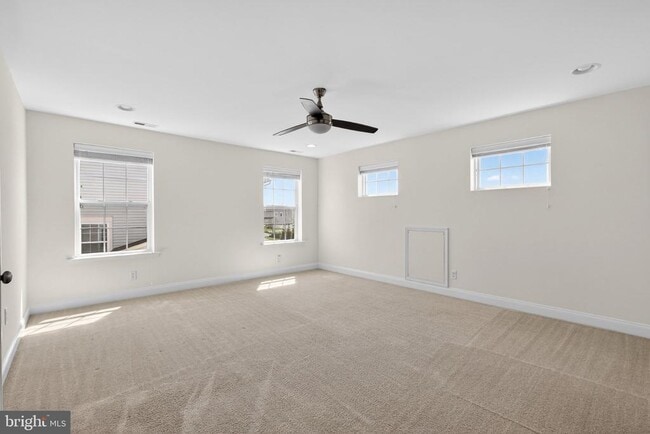 Building Photo - 2707 Henry Moore Ln