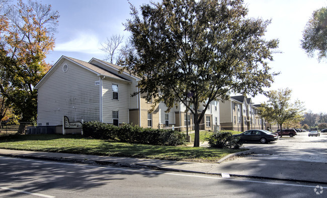 Building Photo - Sugar Mill Apartments