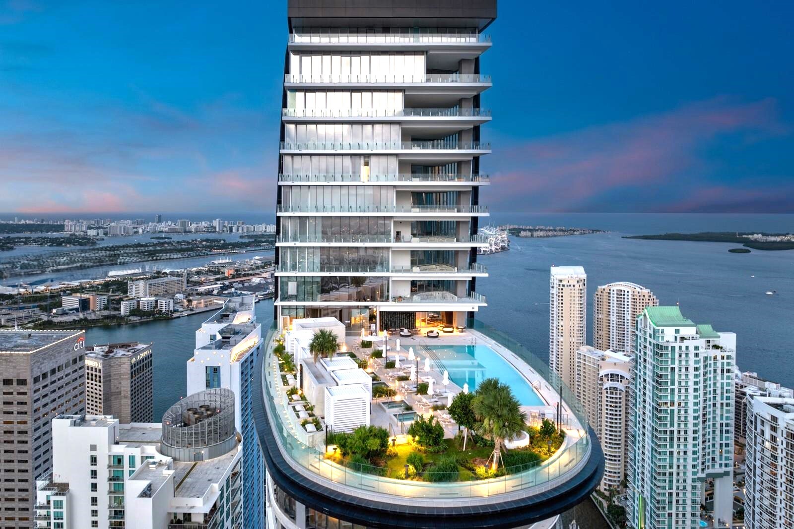 Building Photo - 300 Biscayne Blvd Way