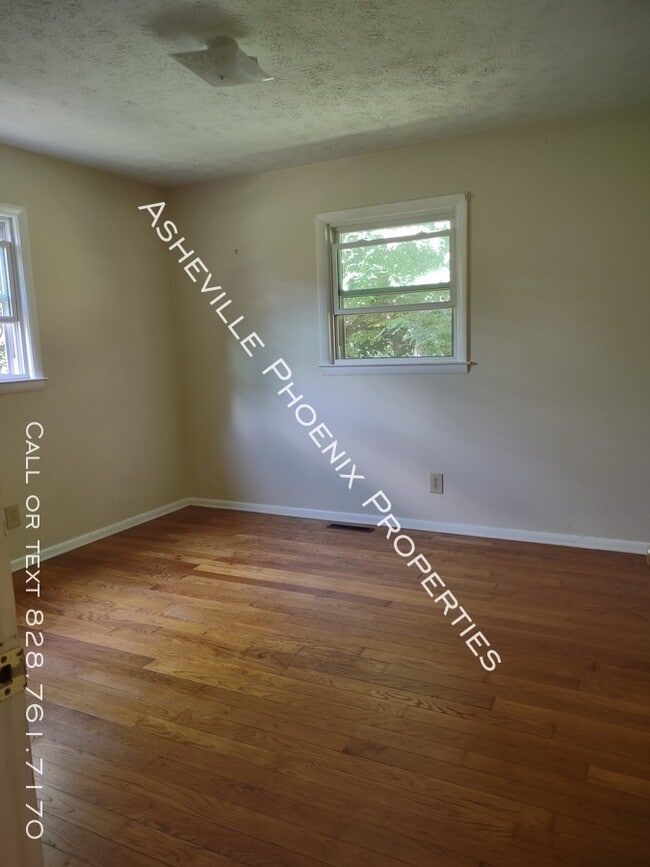 Building Photo - 509 Wilson Ave
