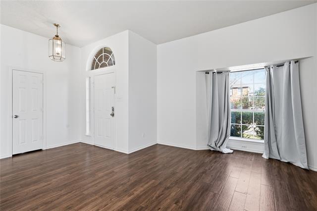 Building Photo - 2226 McIntosh Dr