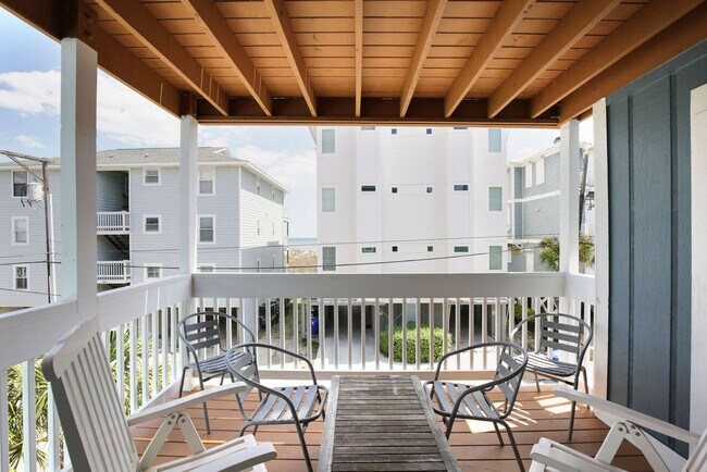 Building Photo - 608 Carolina Beach Ave S