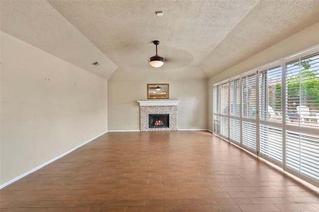 Building Photo - 14947 Heritage Wood Dr