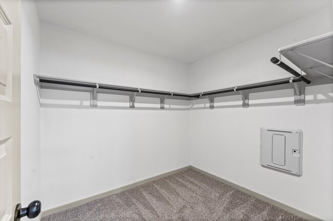 Building Photo - 14706 Sweetwater Dr