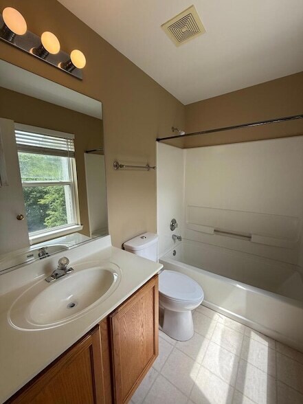 Building Photo - 2376 Sunrise Ct