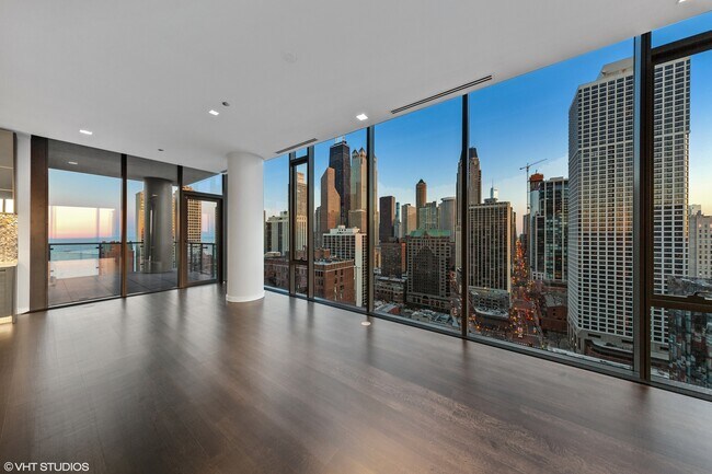 Building Photo - 4 E Elm St