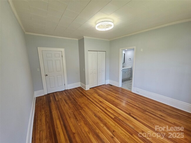 Building Photo - 1704 16th St NE
