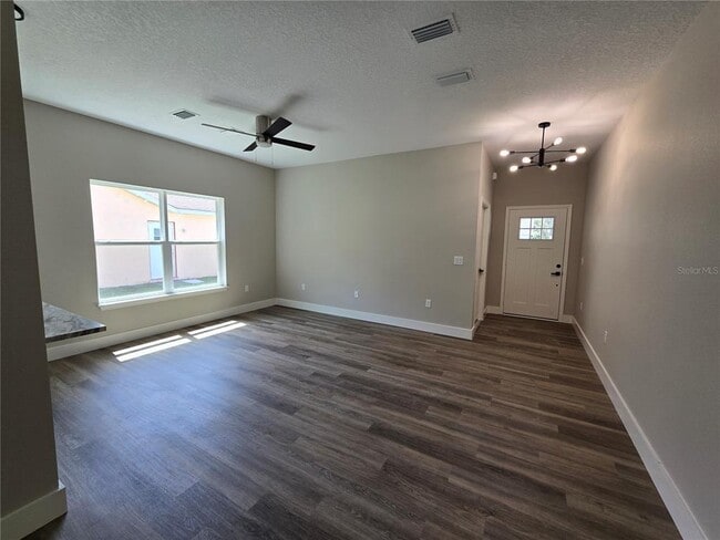 Building Photo - 7437 Mead Dr