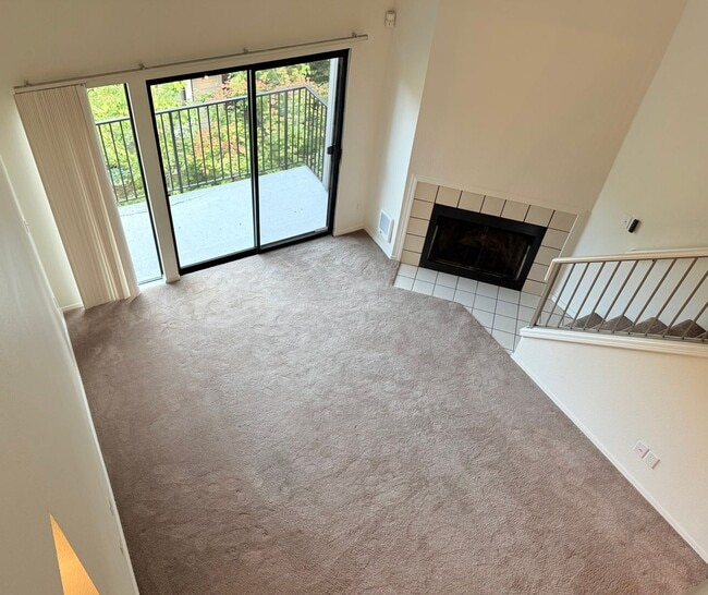 Building Photo - 4000 Carman Dr