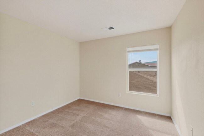 Building Photo - Spacious 5-Bedroom Home in Enchanted Hills – Rio Rancho