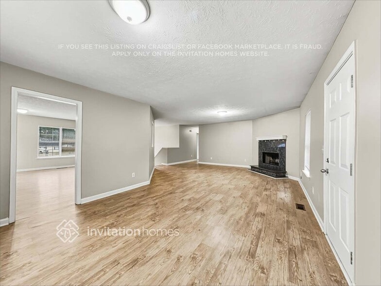 Building Photo - 516 Shaggy-Hickory Tr