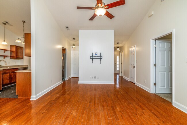 Building Photo - 5104 Cates Bend Way