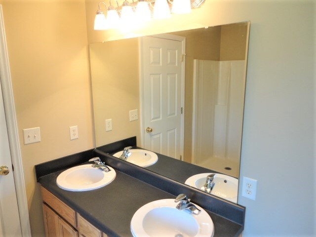 Building Photo - 7221 Fribourg Ct