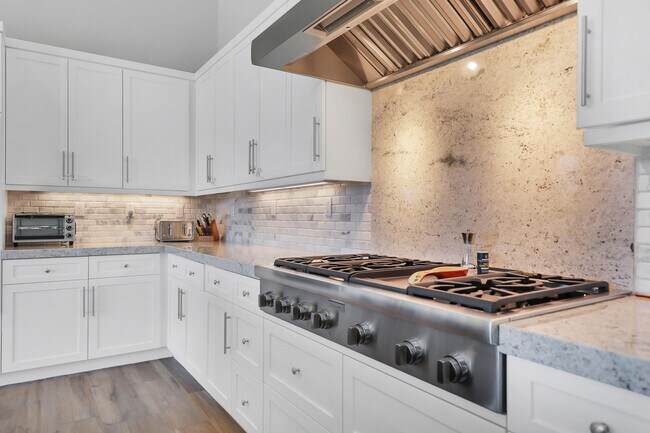 Building Photo - 81675-675 Thunder Gulch Way