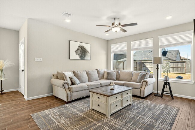 Building Photo - 2626 Lemonwood Ln