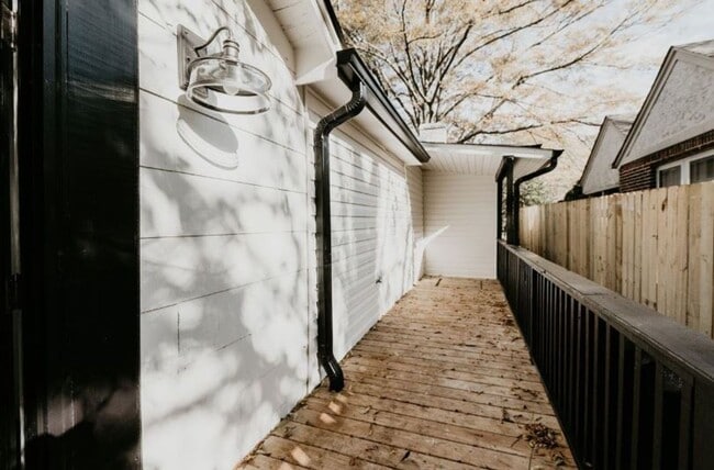 Building Photo - Beautiful Home!