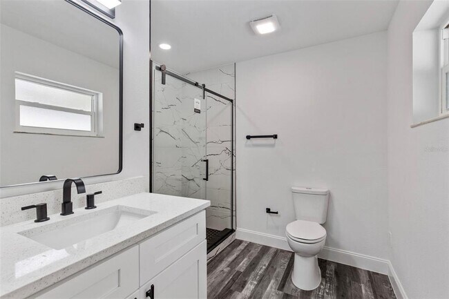 Building Photo - 2616 E 21st Ave