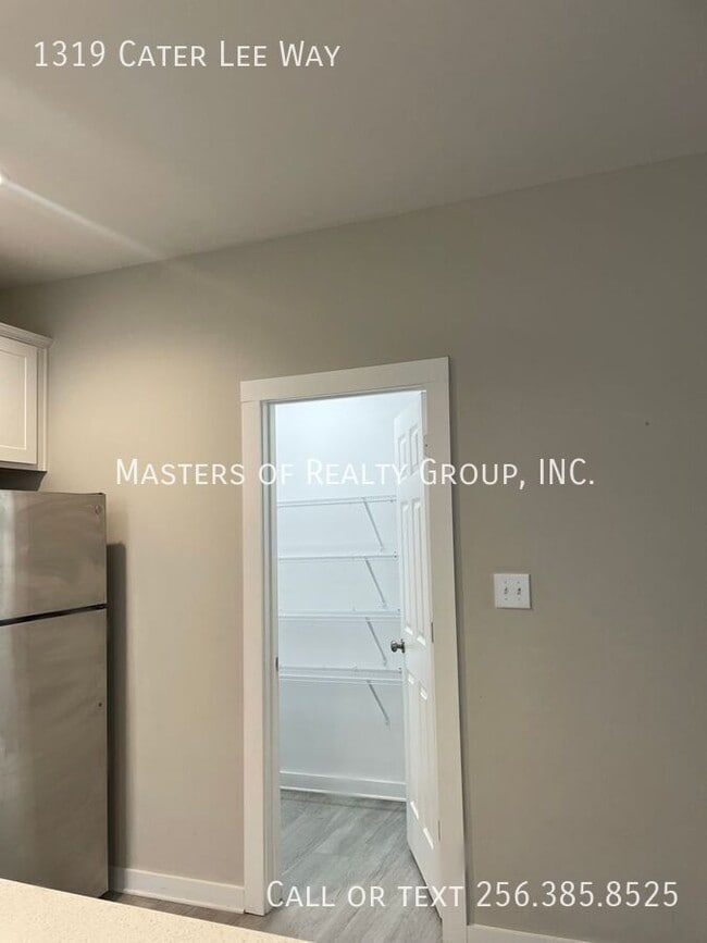 Building Photo - 1319 Cater Lee Way