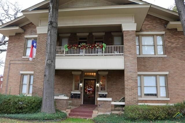 Primary Photo - 610 S Broadway Ave