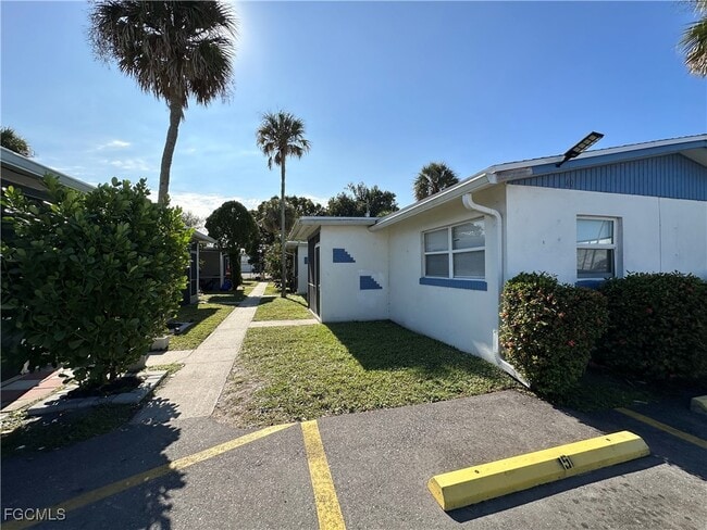 Primary Photo - 40 Willis Rd