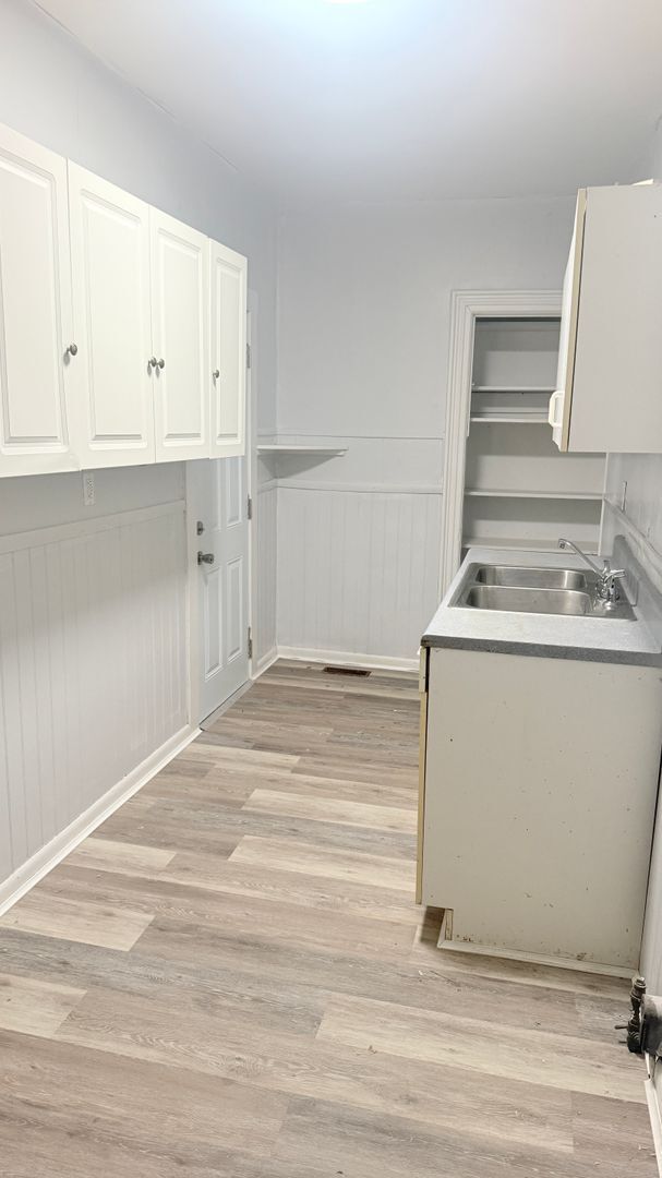 Building Photo - 24 Pierce Ave