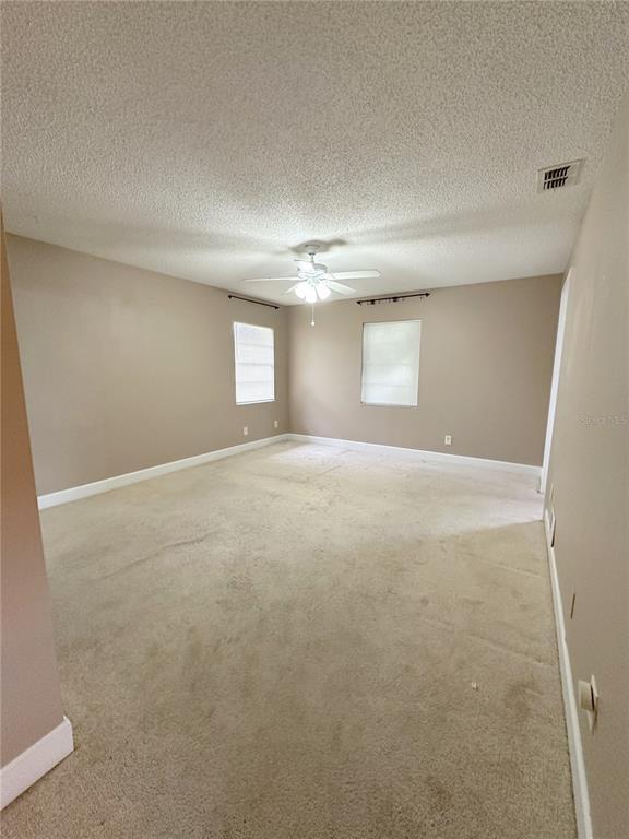 Building Photo - 229 Mark Twain Ln