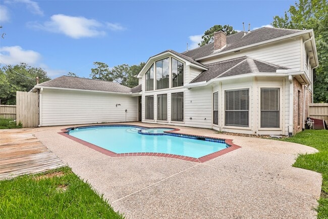 Building Photo - 12102 Moorcreek Dr