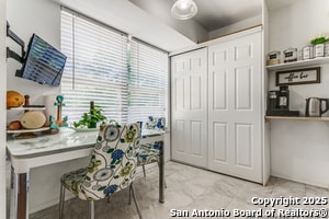 Building Photo - 5134 Lancelot Dr