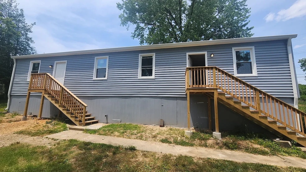 Building Photo - 223 Jefferson Ave