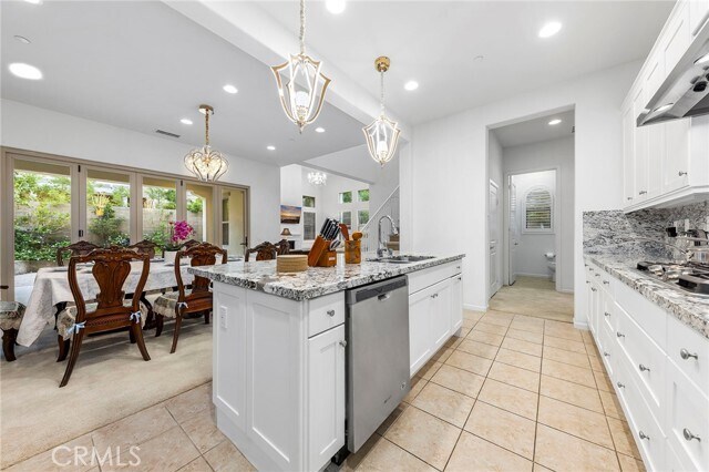 Building Photo - 119 Follyhatch