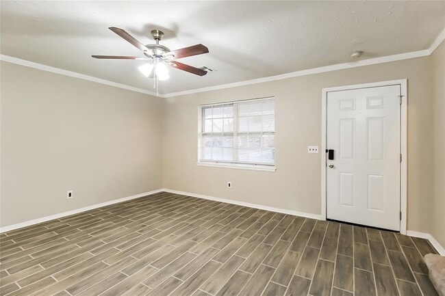 Building Photo - 3025 SW 61st St