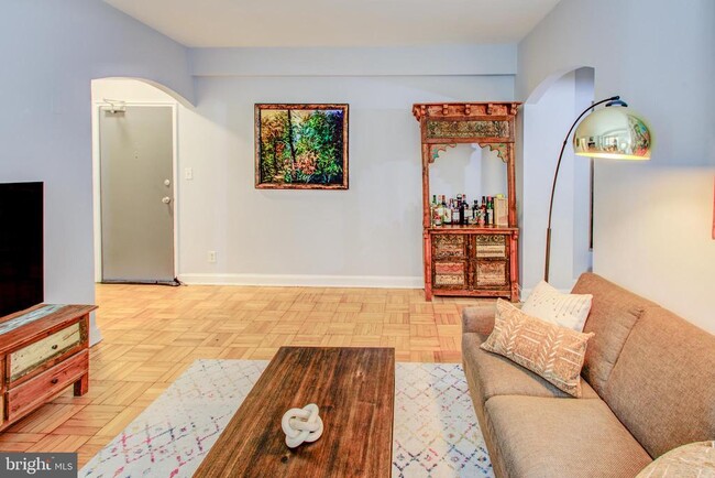 Building Photo - 2515 K St NW