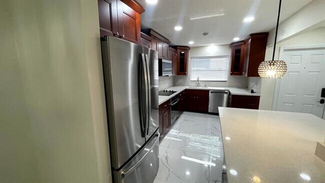 Building Photo - 9110 Orchid Tree Ln
