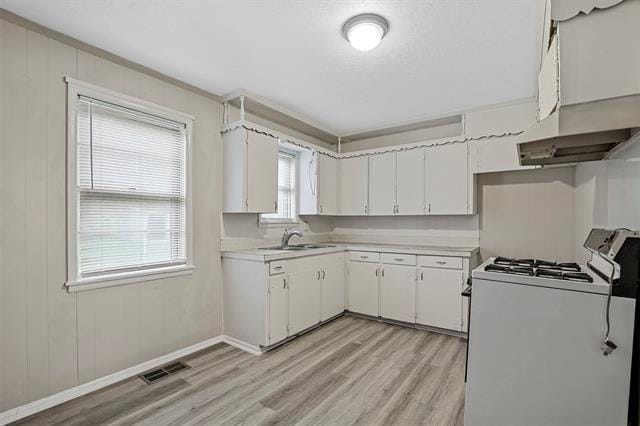 Building Photo - 303 W Davis St