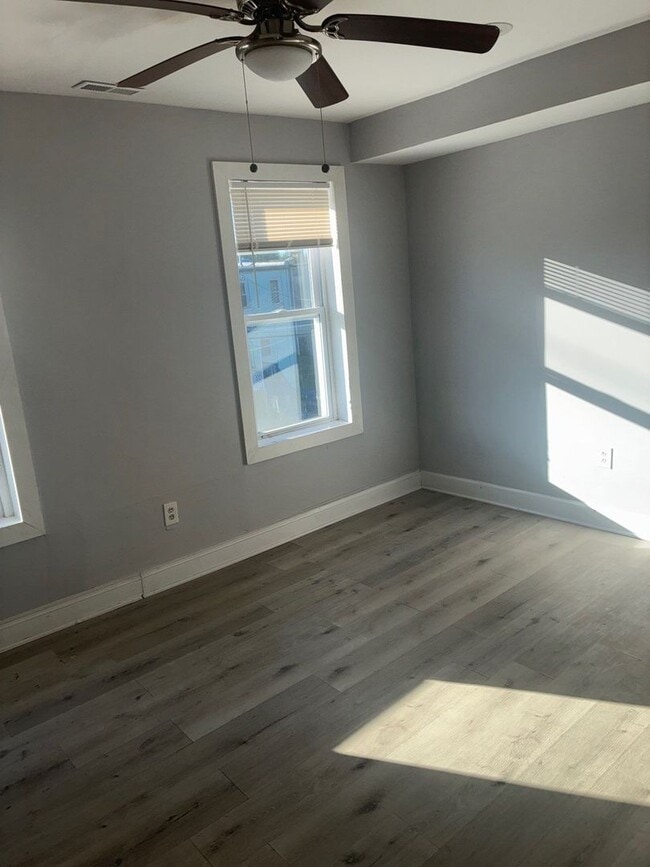 Building Photo - 3317 Paton Ave