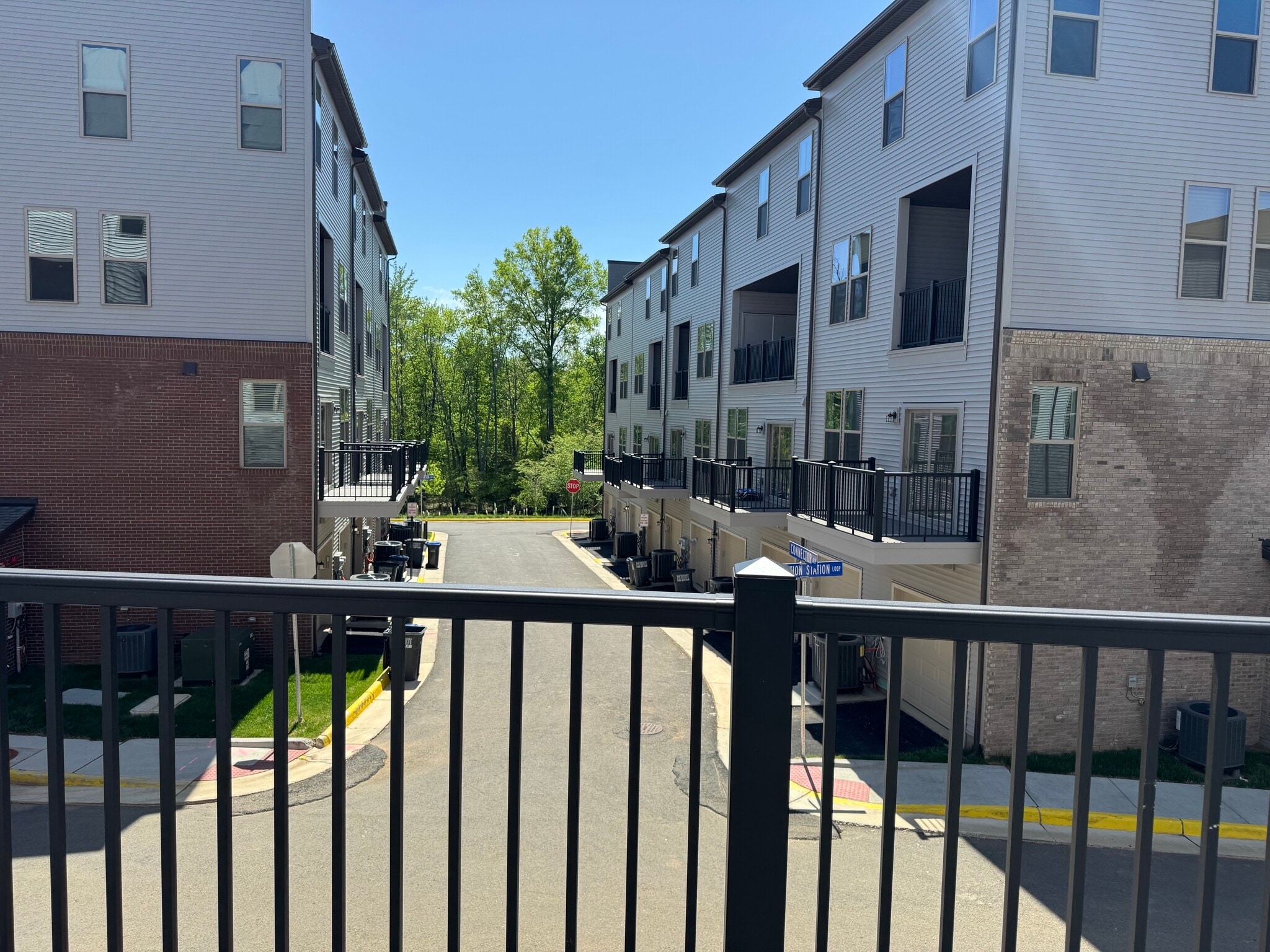 Deck view #3 - 13622 Innovation Station Loop