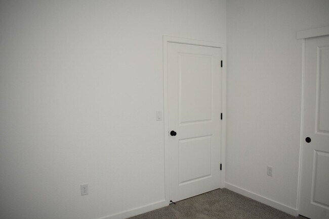 Building Photo - 4290 Aura Way