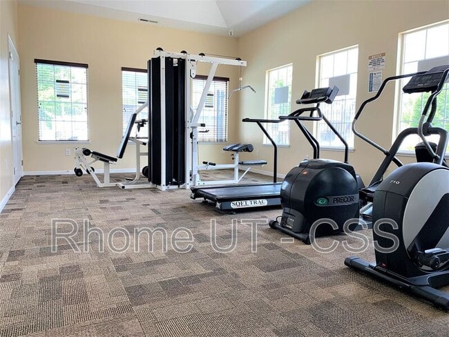 Building Photo - 114 Bella Monte Dr