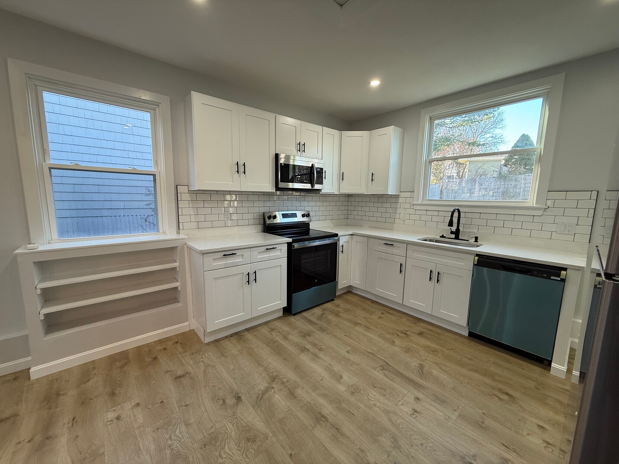 Building Photo - 95 Bowdoin St