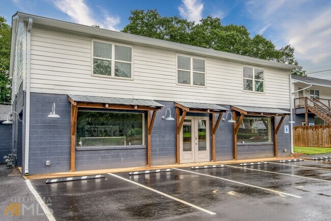 Building Photo - 224 Alcovy St