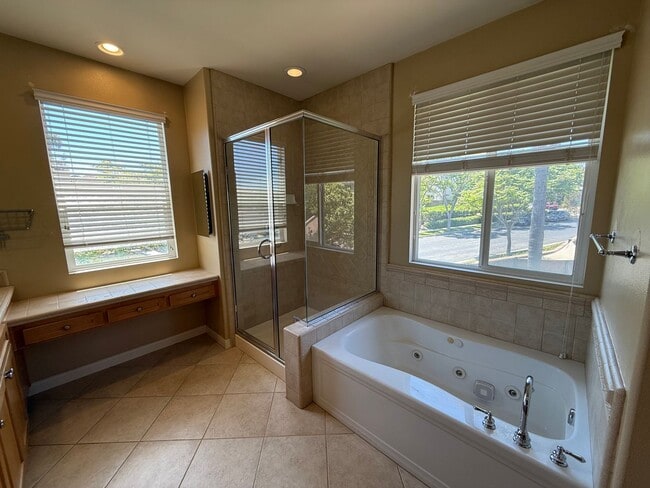 Building Photo - Luxury 5 Bedroom, 4.5 Bath Home in Otay Ra...