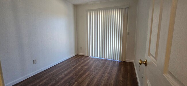 Building Photo - 16510 E Palisades Blvd