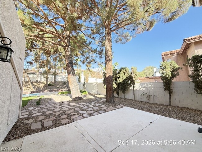 Building Photo - 2817 Crystal Cove Dr