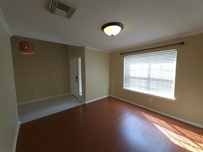 Building Photo - 19406 Stillhouse Dr