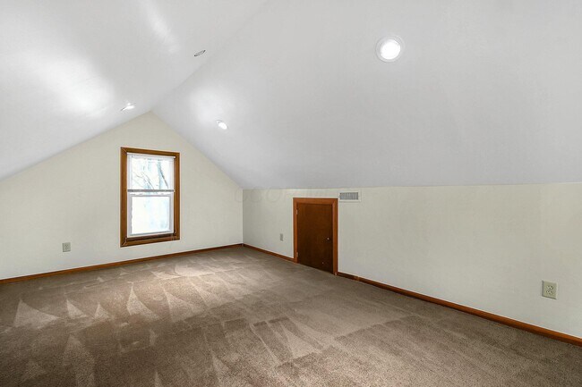 Building Photo - 91 W Kanawha Ave