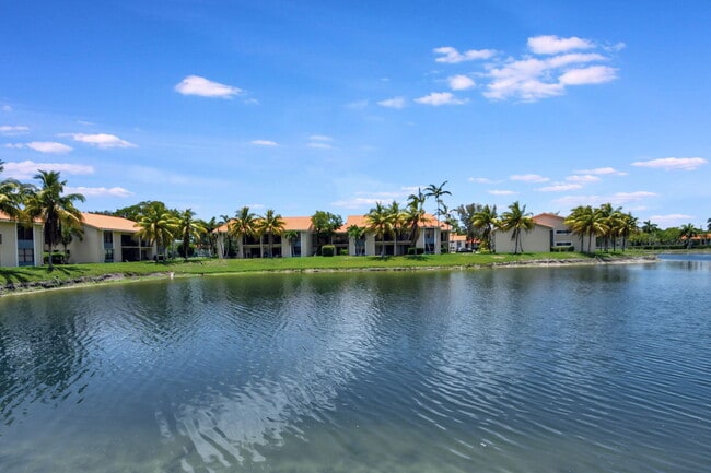 Building Photo - 1495 Lake Crystal Dr