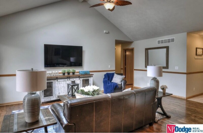 Building Photo - 10005 S 201st St