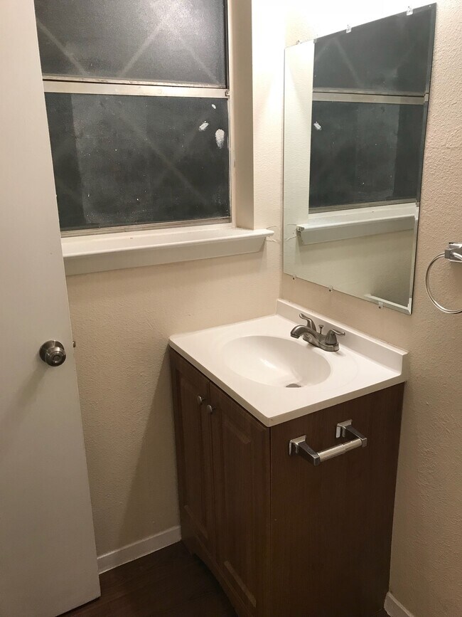 Building Photo - 3516 Flamingo Way