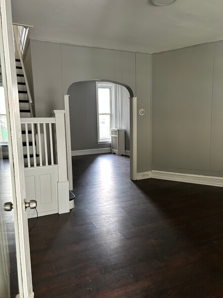 Building Photo - 2029 S Frazier St